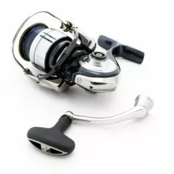Daiwa 19 Certate LT 2500D -Pilker Verkäufe certate g lt schraubkurbellBbLGiP4GIKOh 1280x1280